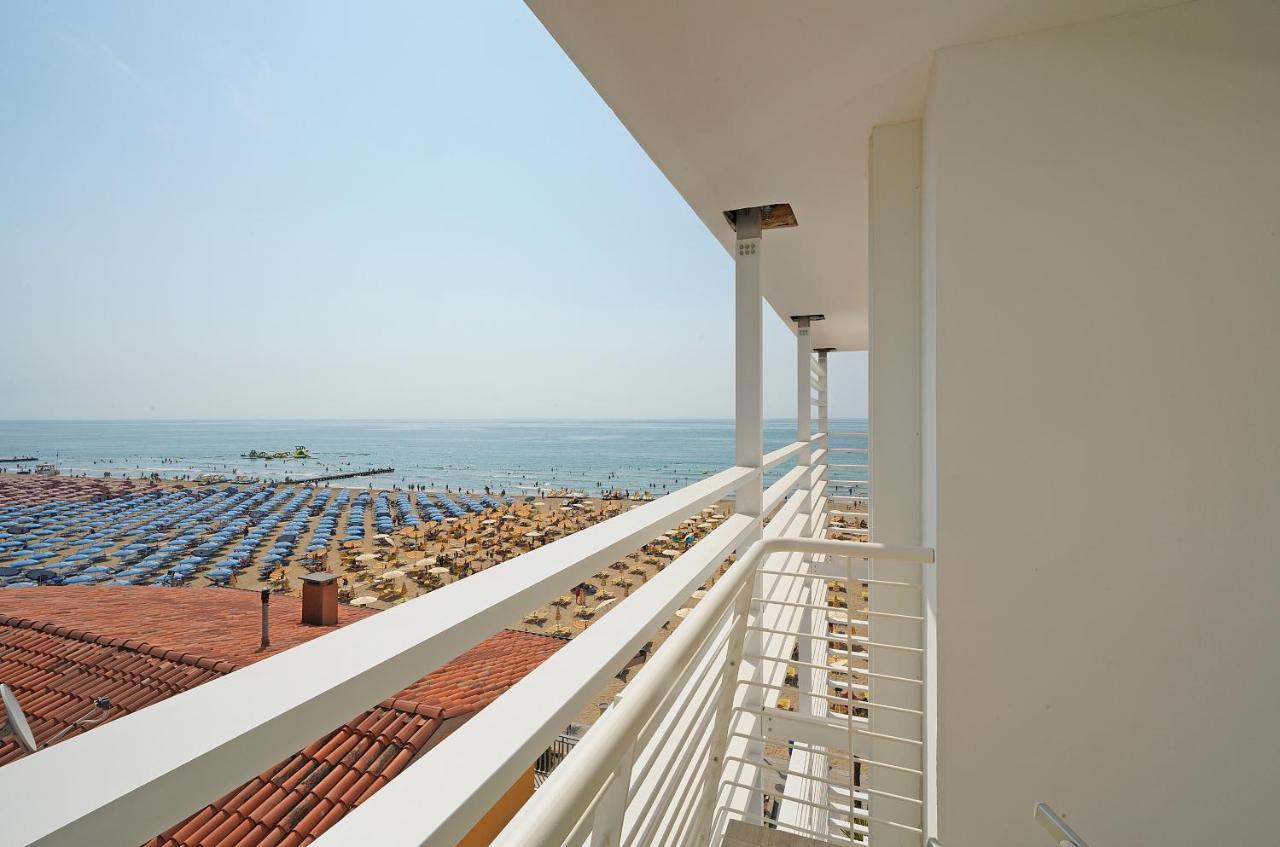Hotel Strand A Frontemare Lido di Jesolo Esterno foto