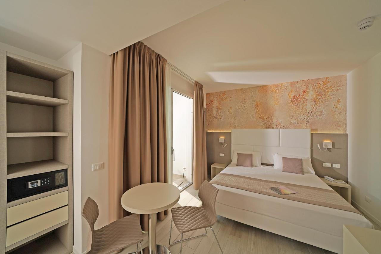 Hotel Strand A Frontemare Lido di Jesolo Esterno foto