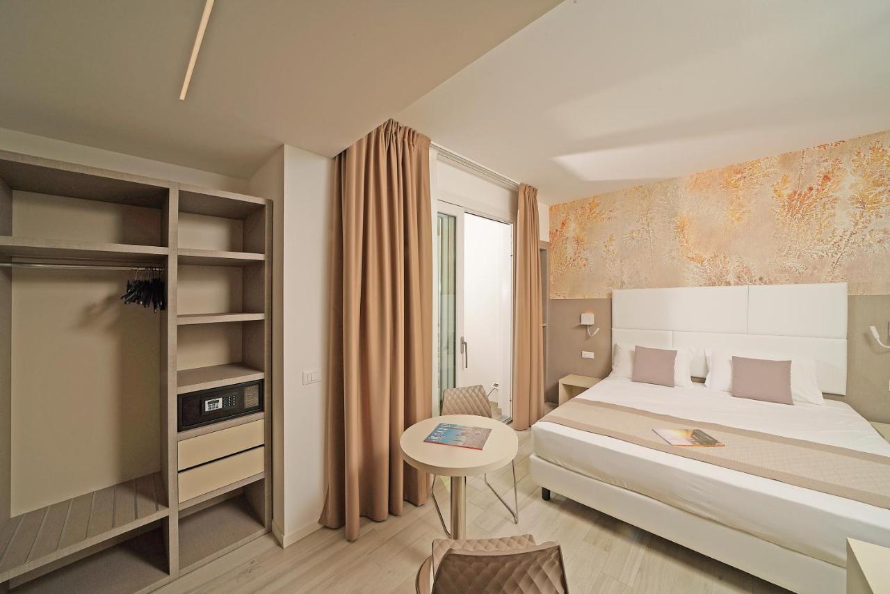Hotel Strand A Frontemare Lido di Jesolo Esterno foto